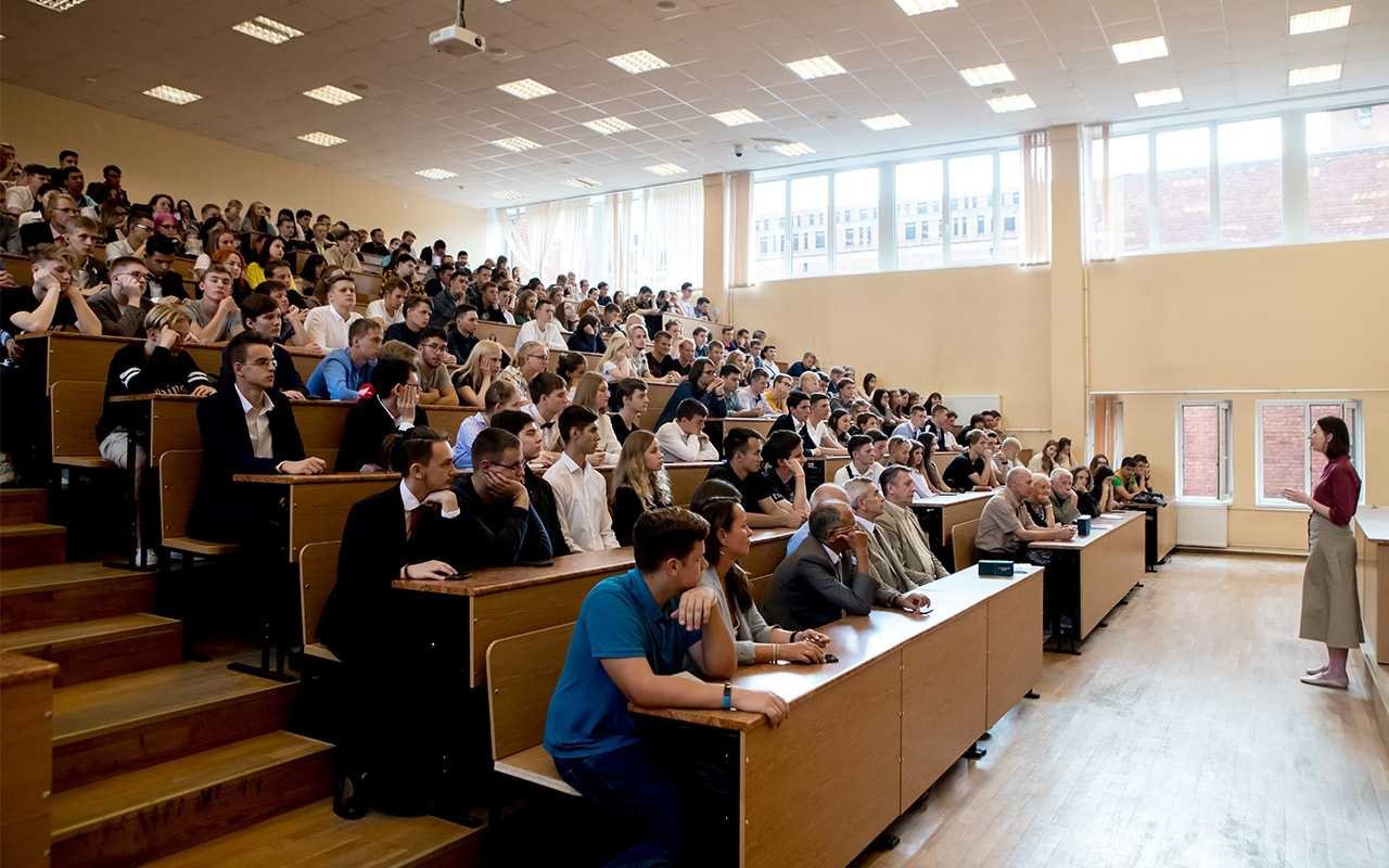 График проведения собраний для студентов 1 курса